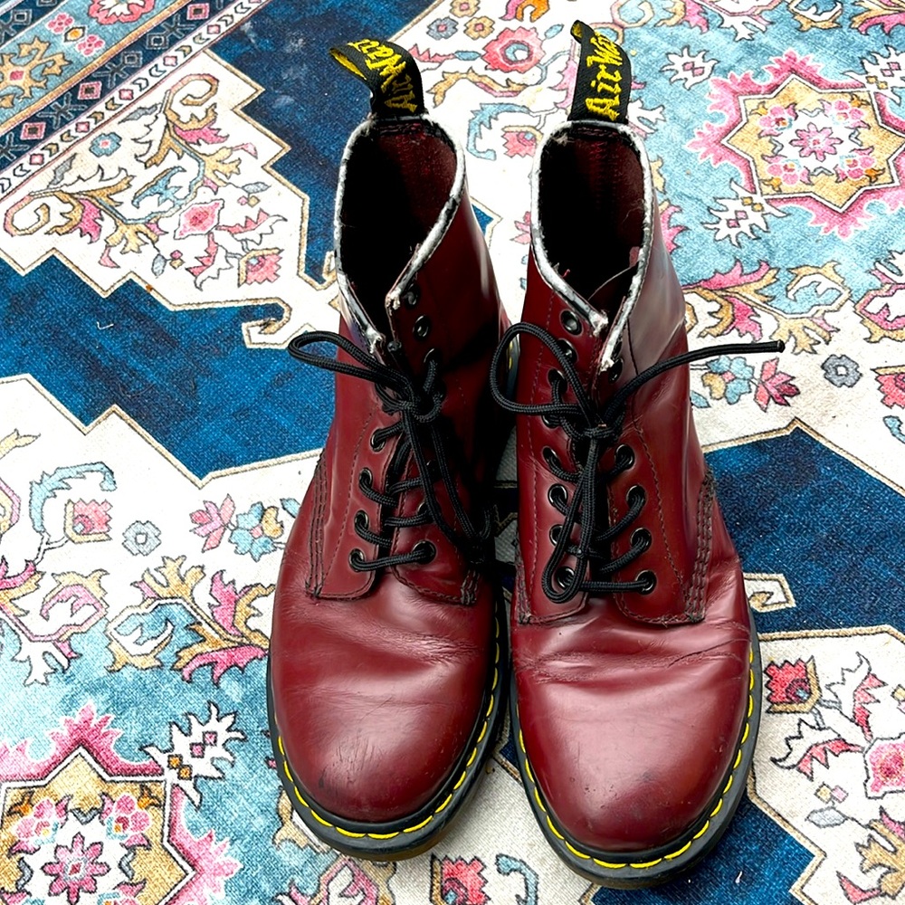 Burgundy Dr Martens size 7M